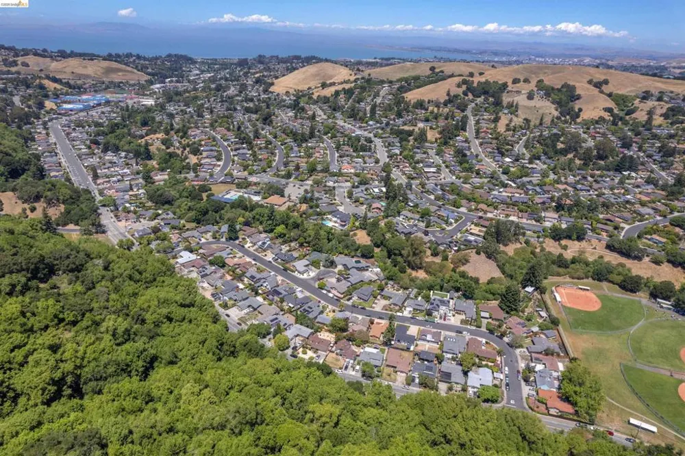 7001 Monte Verde Rd El Sobrante, CA 94803