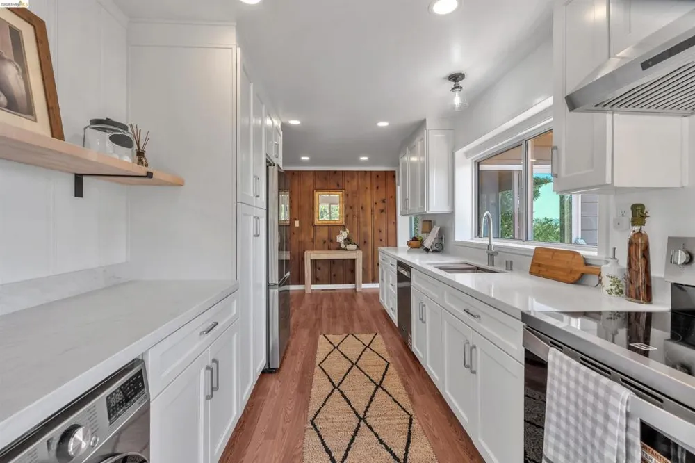 7001 Monte Verde Rd El Sobrante, CA 94803