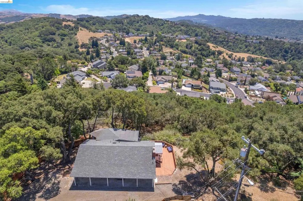 7001 Monte Verde Rd El Sobrante, CA 94803