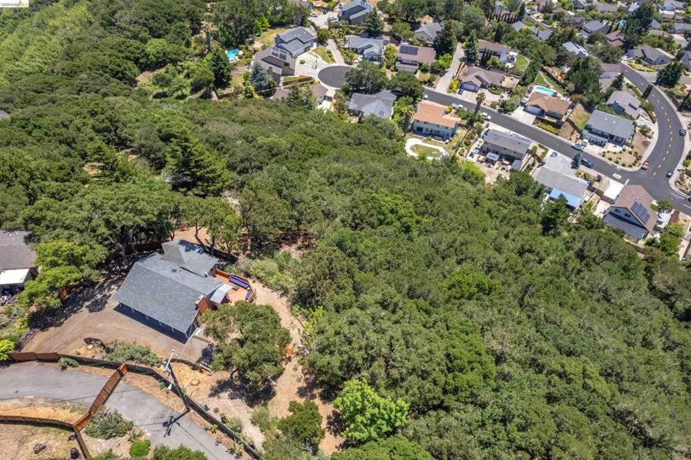 7001 Monte Verde Rd El Sobrante, CA 94803