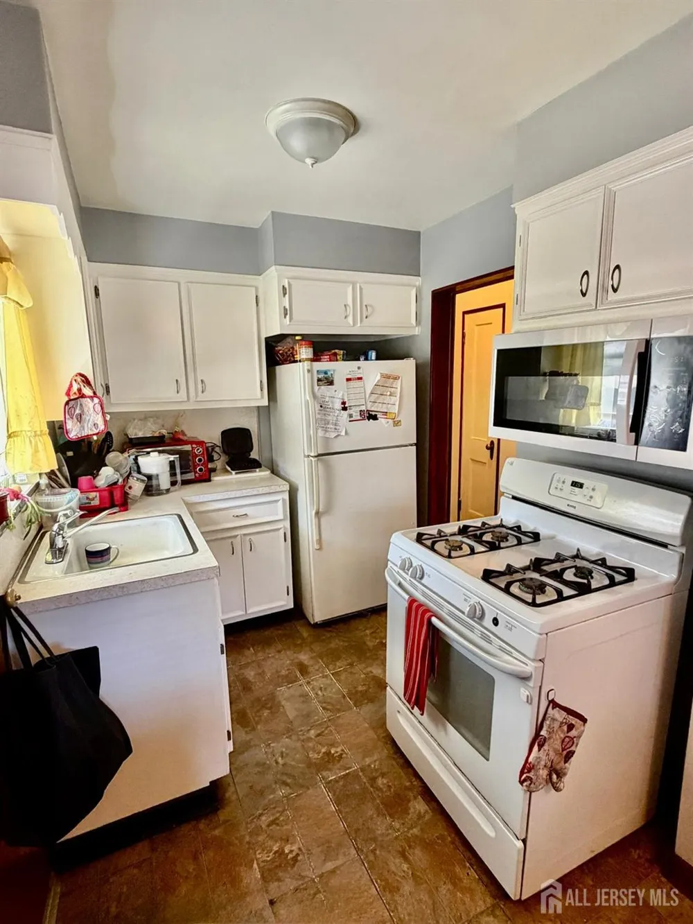 624 Chandler Avenue Roselle, NJ 07203