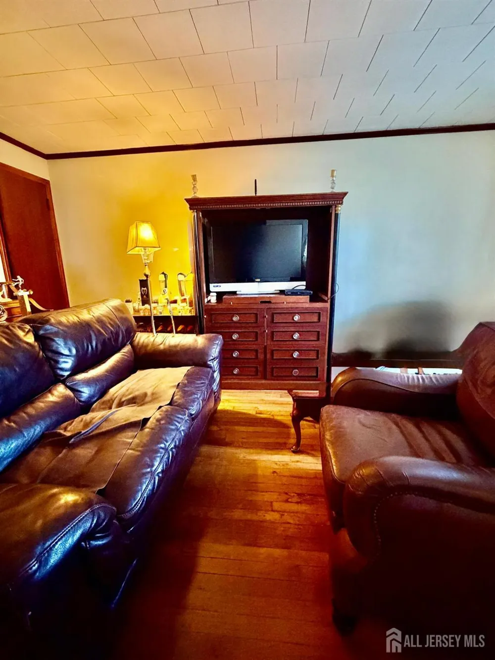 624 Chandler Avenue Roselle, NJ 07203