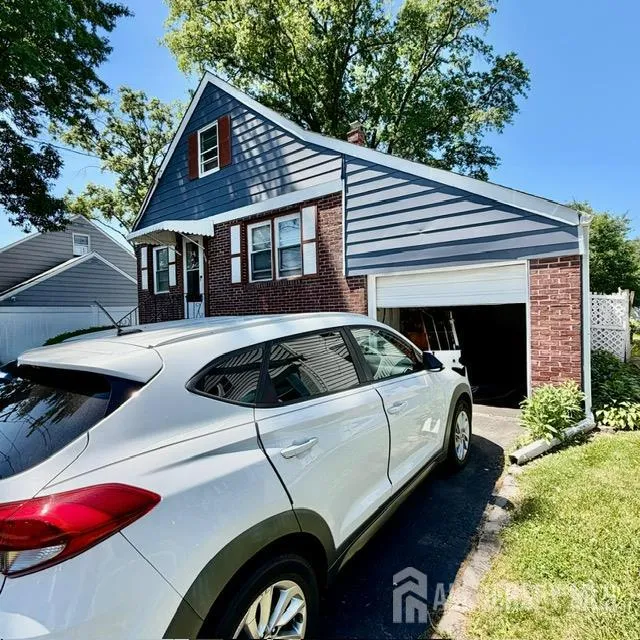 624 Chandler Avenue Roselle, NJ 07203