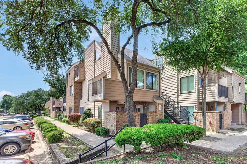 9817 Walnut Street #214
