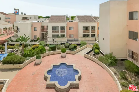 1118 Valencia Street #310