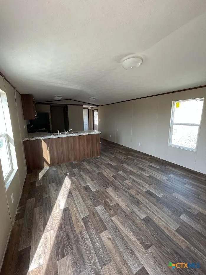 377 Buck Trail #4 Canyon Lake, TX 78133