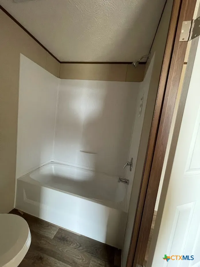377 Buck Trail #4 Canyon Lake, TX 78133