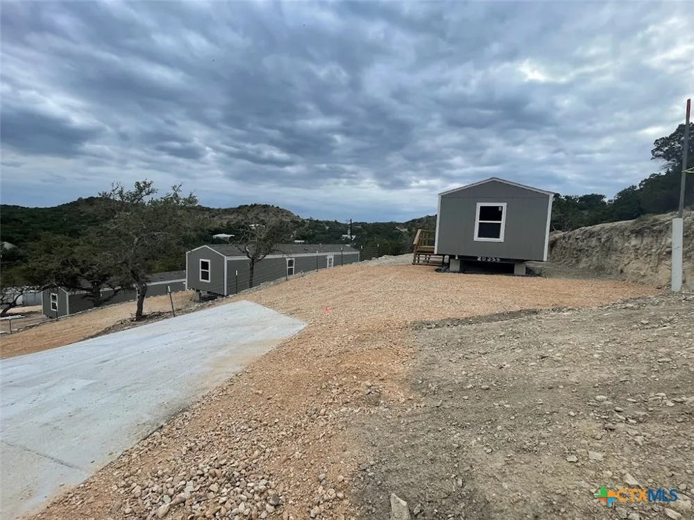 377 Buck Trail #4 Canyon Lake, TX 78133
