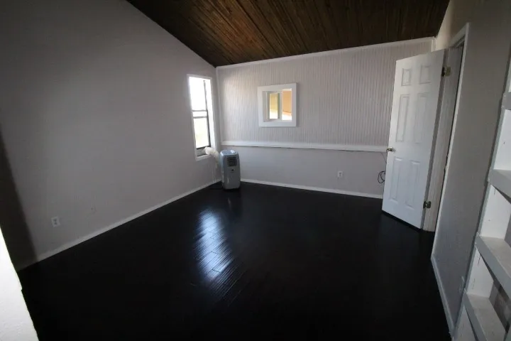 805 Paisley Drive #11 Spicewood, TX 78669