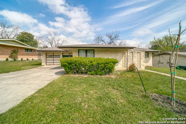 327 TANGO DR
