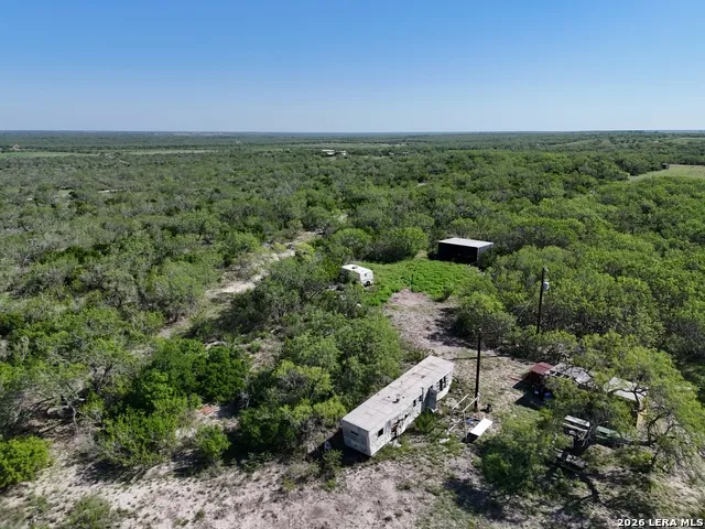 2349 CR 416 Falls City, TX 78113