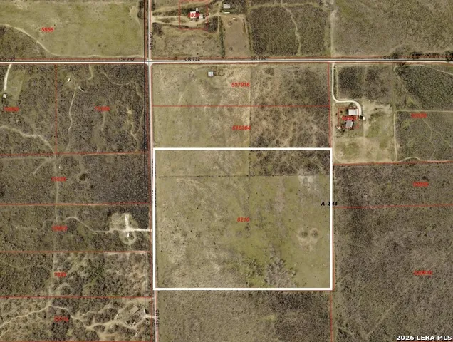 466_476 Cr 7421 Yancey, TX 78886