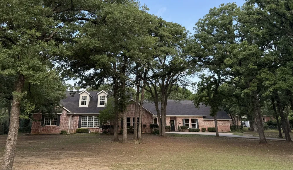 915 Skyline Drive
