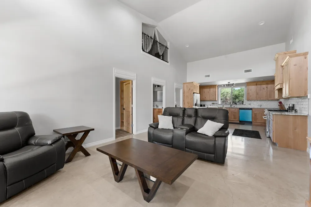 181 Private Road 197 Blum, TX 76627