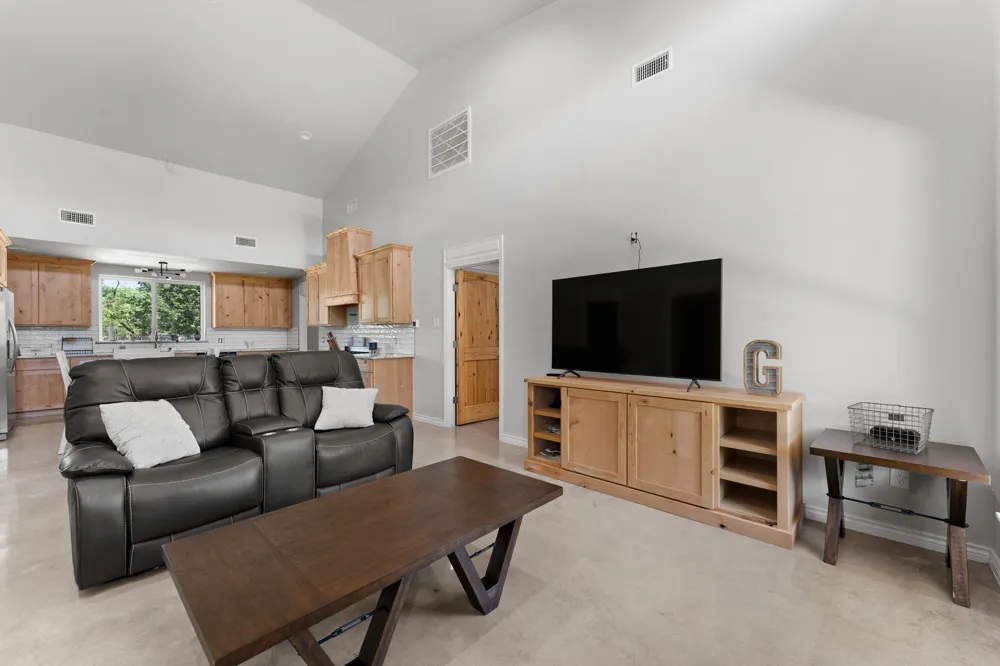 181 Private Road 197 Blum, TX 76627