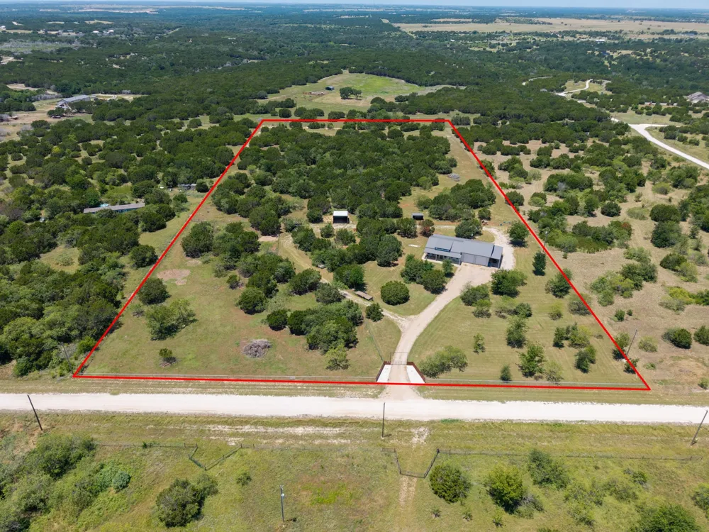 181 Private Road 197 Blum, TX 76627
