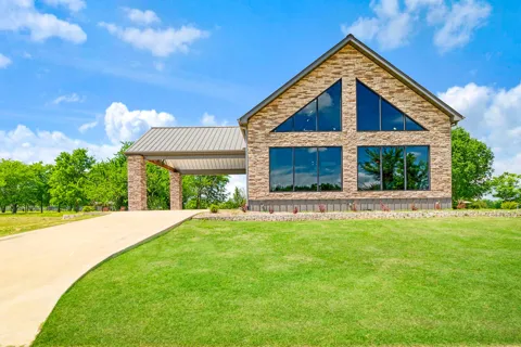 209 Helena Drive