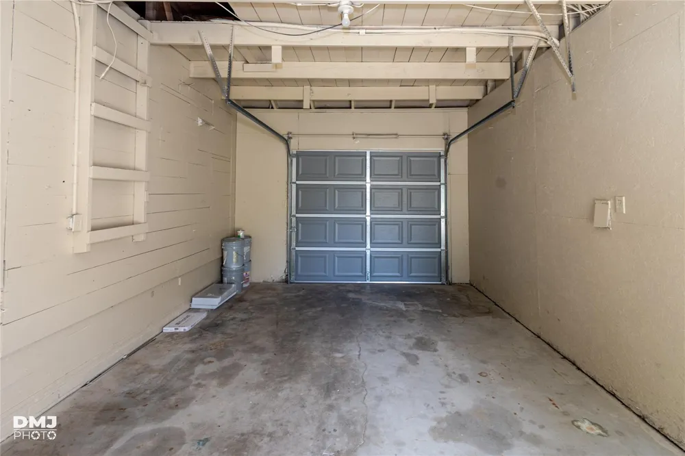3140 Boyd Avenue Groves, TX 77619
