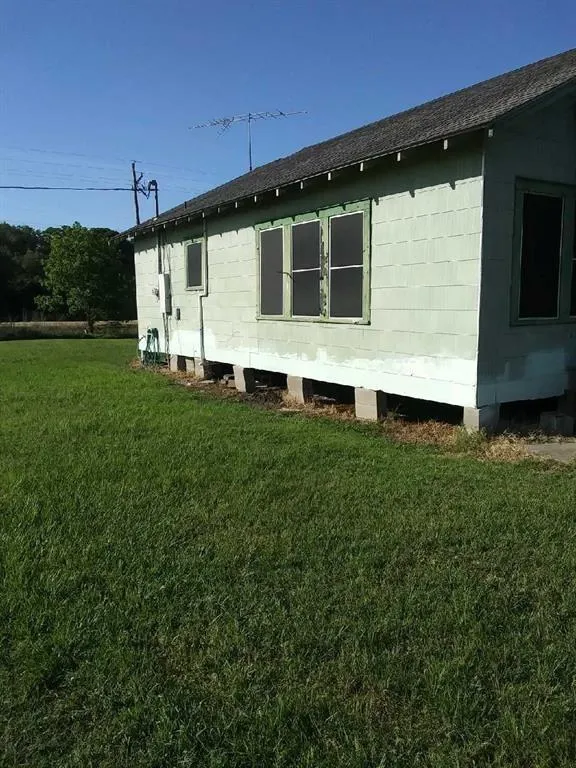 1146 County Road 444 El Campo, TX 77437