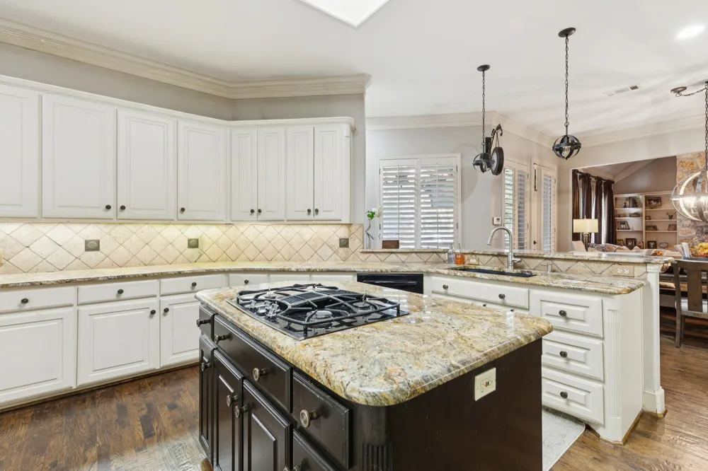 1970 Mary Lee Lane Lucas, TX 75002