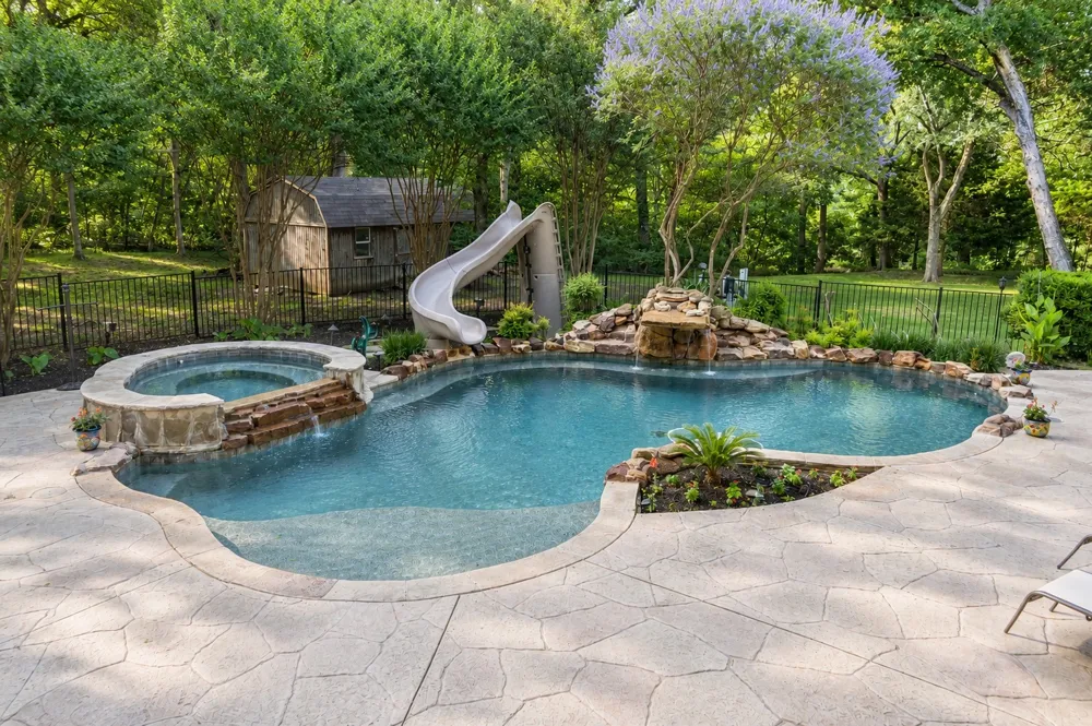 1970 Mary Lee Lane Lucas, TX 75002