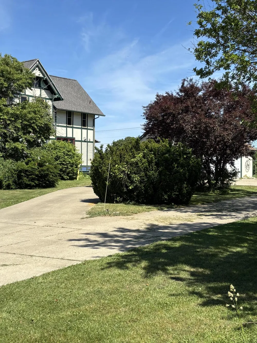 42304 W Red Arrow Highway Paw Paw Township, MI 49079