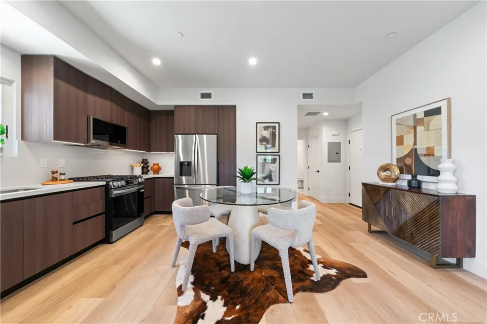 150 S Oak Knoll #103 Pasadena, CA 91101