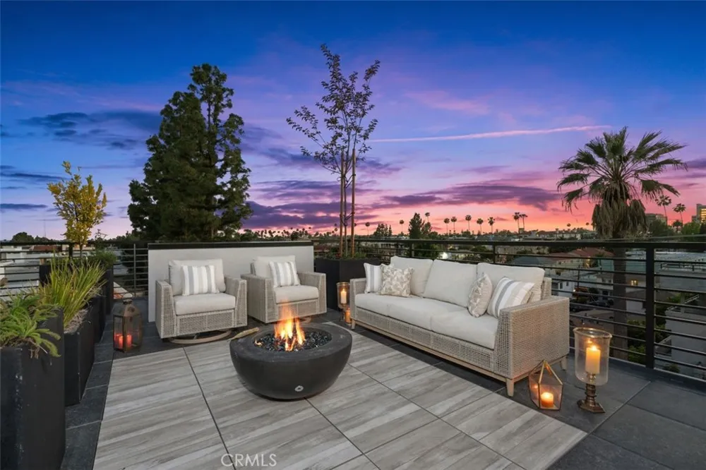 150 S Oak Knoll #103 Pasadena, CA 91101