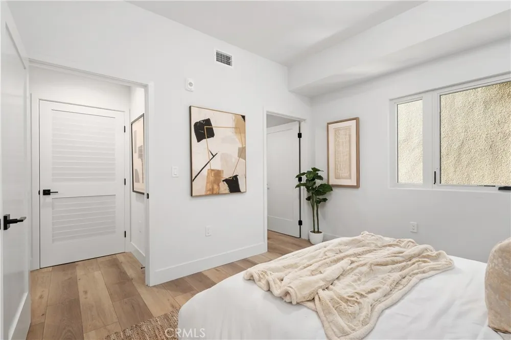 150 S Oak Knoll #103 Pasadena, CA 91101