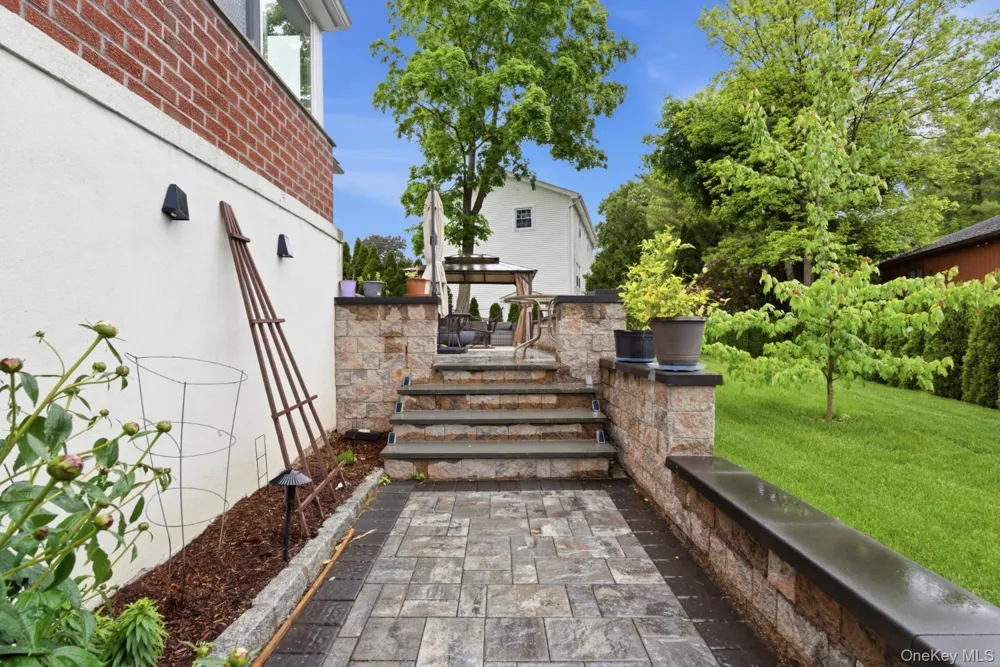 3 Baldwin Lane Scarsdale, NY 10583