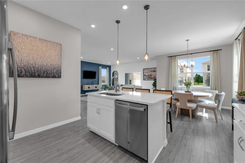 907 CASTLEFORD AVENUE Palm Bay, FL 32905