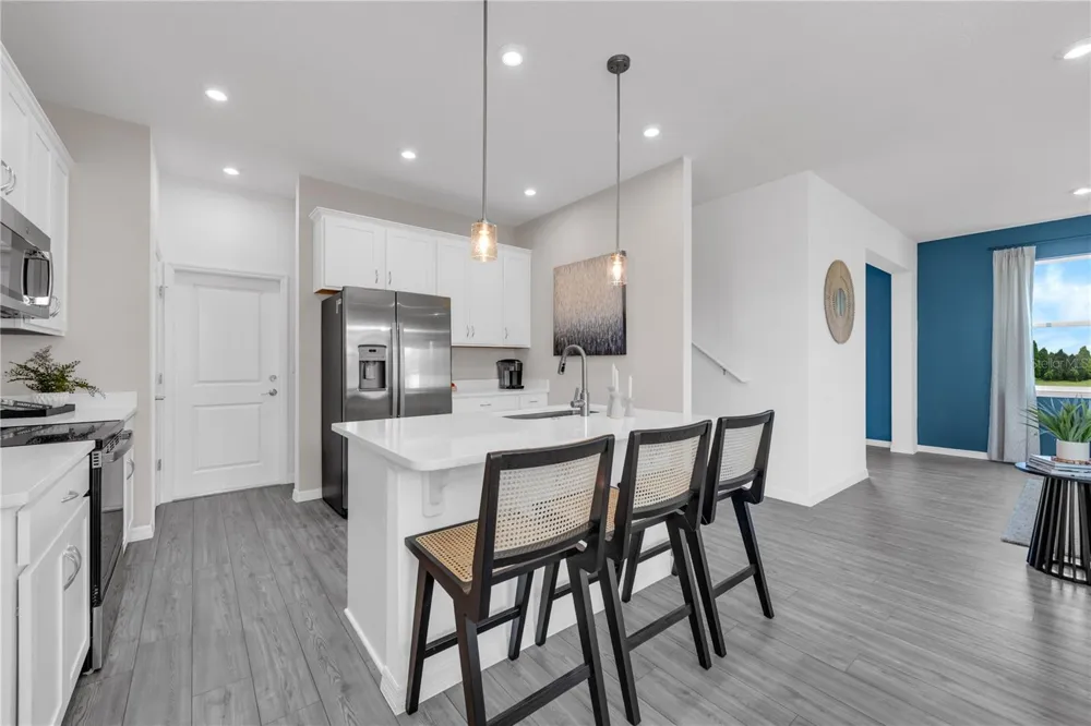 907 CASTLEFORD AVENUE Palm Bay, FL 32905