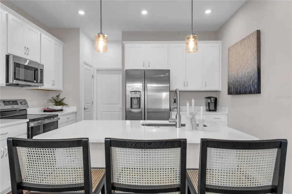 907 CASTLEFORD AVENUE Palm Bay, FL 32905
