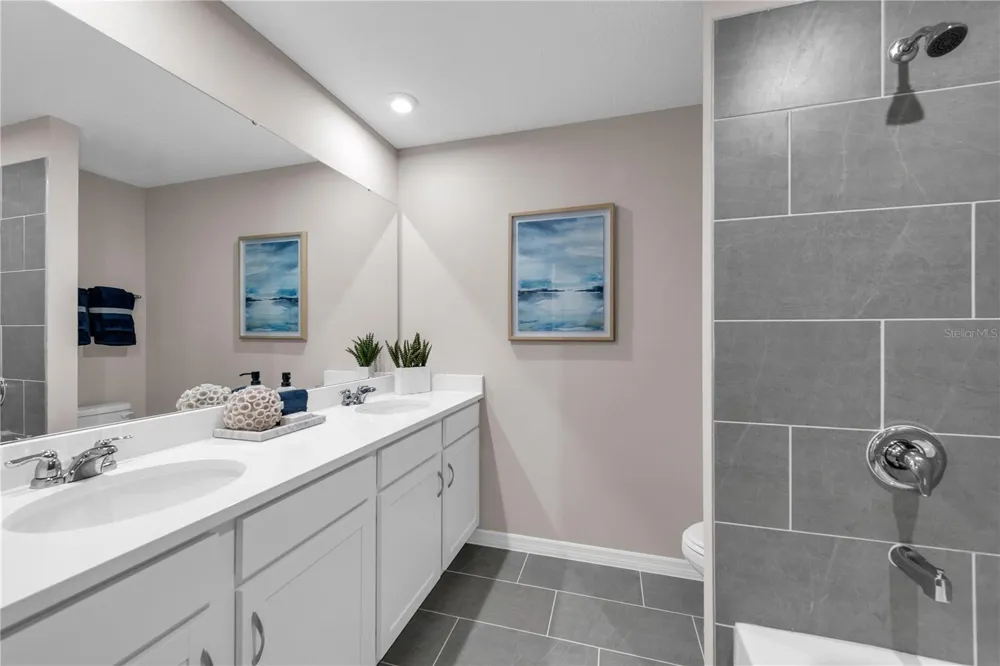 907 CASTLEFORD AVENUE Palm Bay, FL 32905