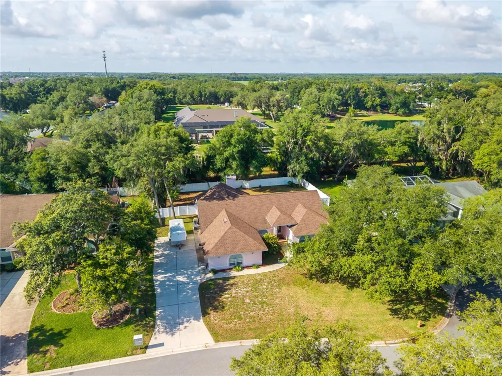7222 STANFORD DR Lakeland, FL 33809
