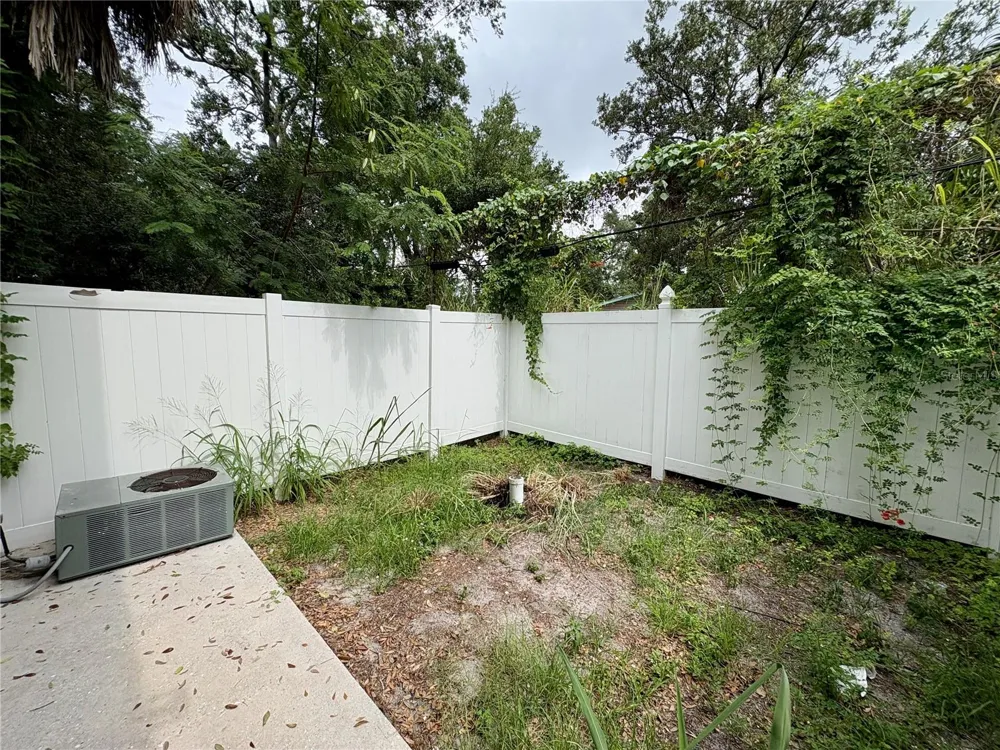 408 57TH AVENUE DRIVE E #A Bradenton, FL 34203