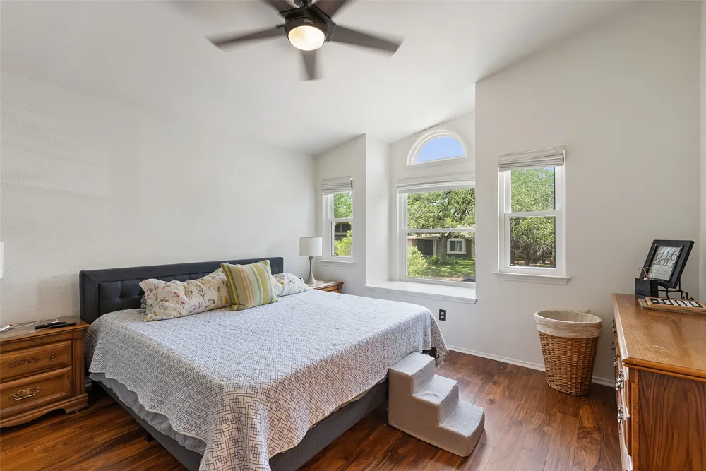 8406 Washita Drive Austin, TX 78749