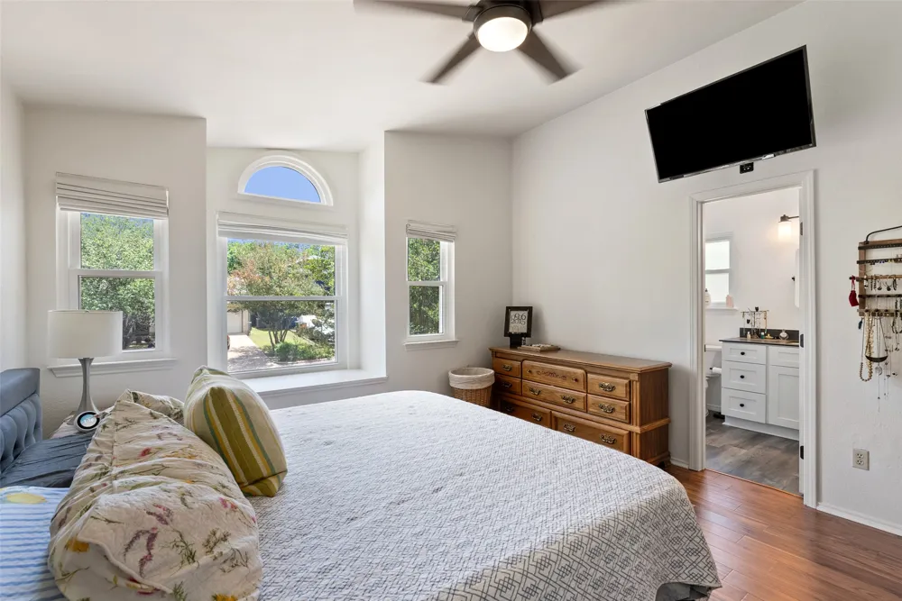 8406 Washita Drive Austin, TX 78749