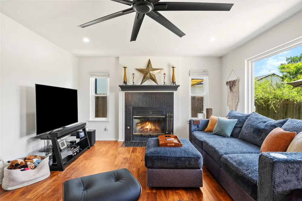 8406 Washita Drive Austin, TX 78749