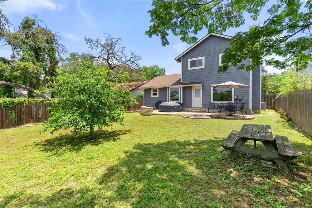 8406 Washita Drive Austin, TX 78749