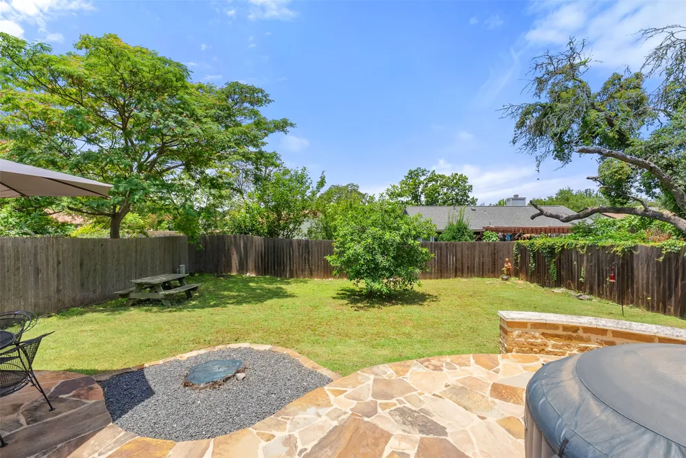 8406 Washita Drive Austin, TX 78749