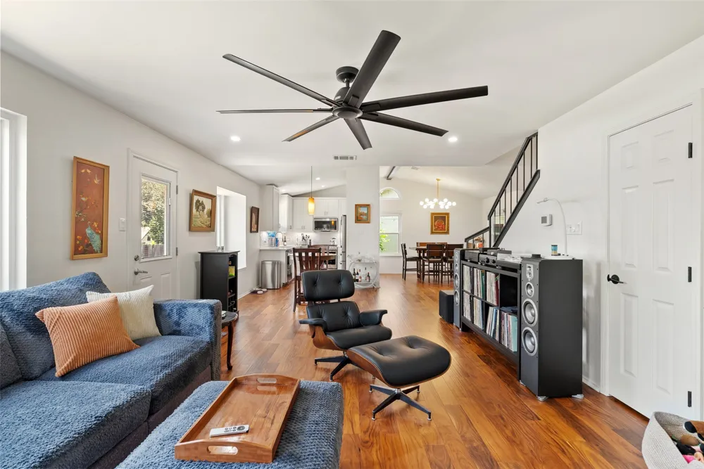 8406 Washita Drive Austin, TX 78749