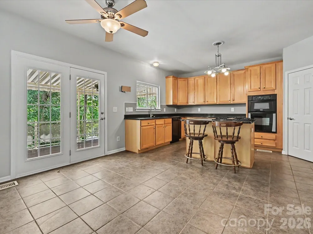 152 Lighthouse Road Mount Holly, NC 28120