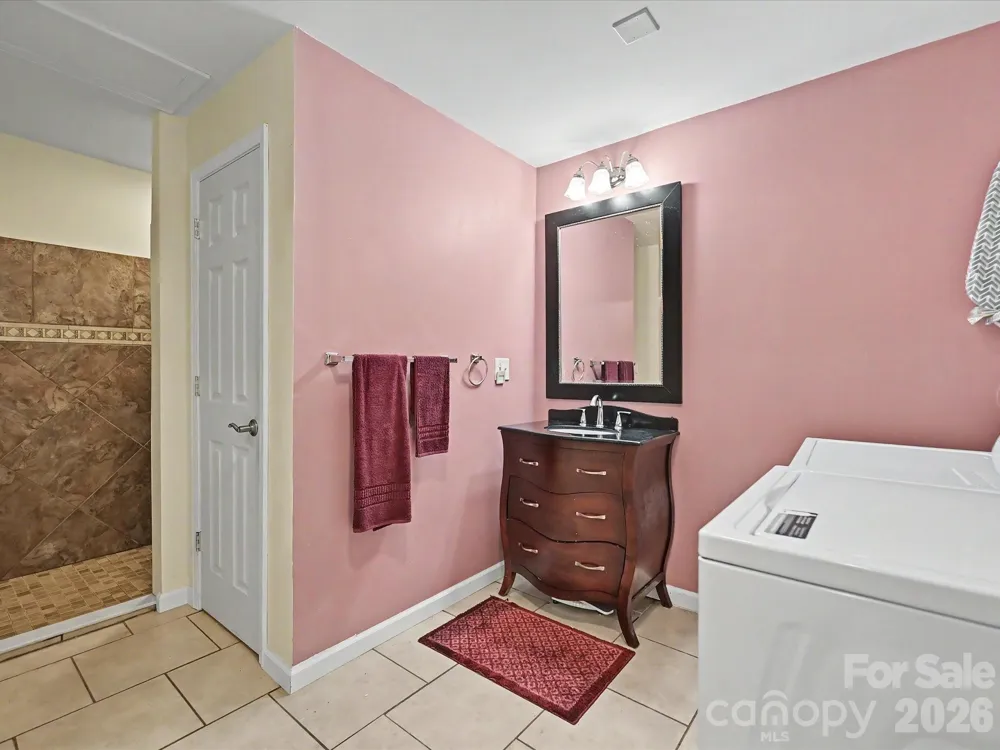 152 Lighthouse Road Mount Holly, NC 28120