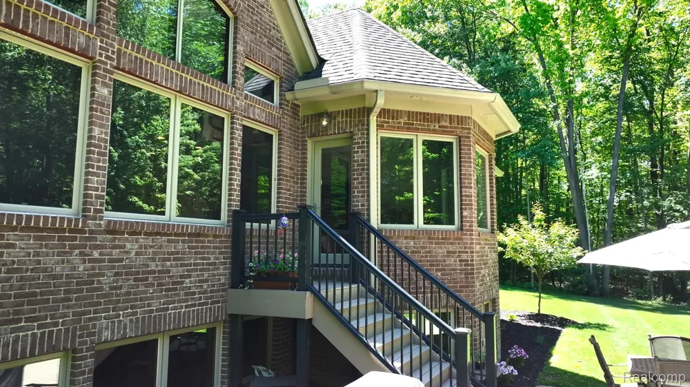 3957 Mill Lake Road Orion Charter Township, MI 48360