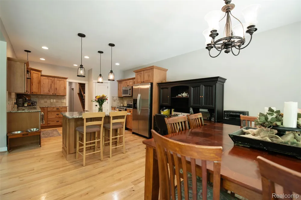 3957 Mill Lake Road Orion Charter Township, MI 48360