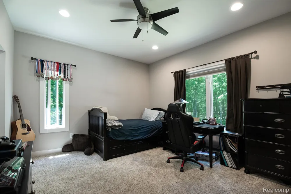 3957 Mill Lake Road Orion Charter Township, MI 48360