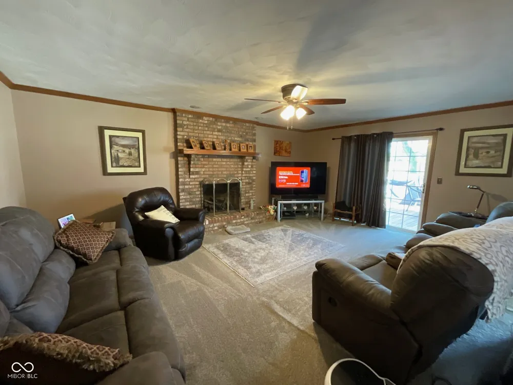 46 S Meadow Lane Rockville, IN 47872