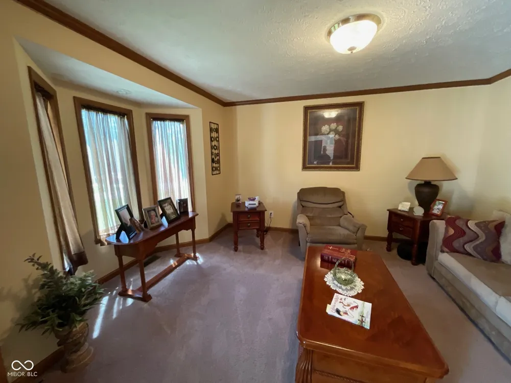 46 S Meadow Lane Rockville, IN 47872