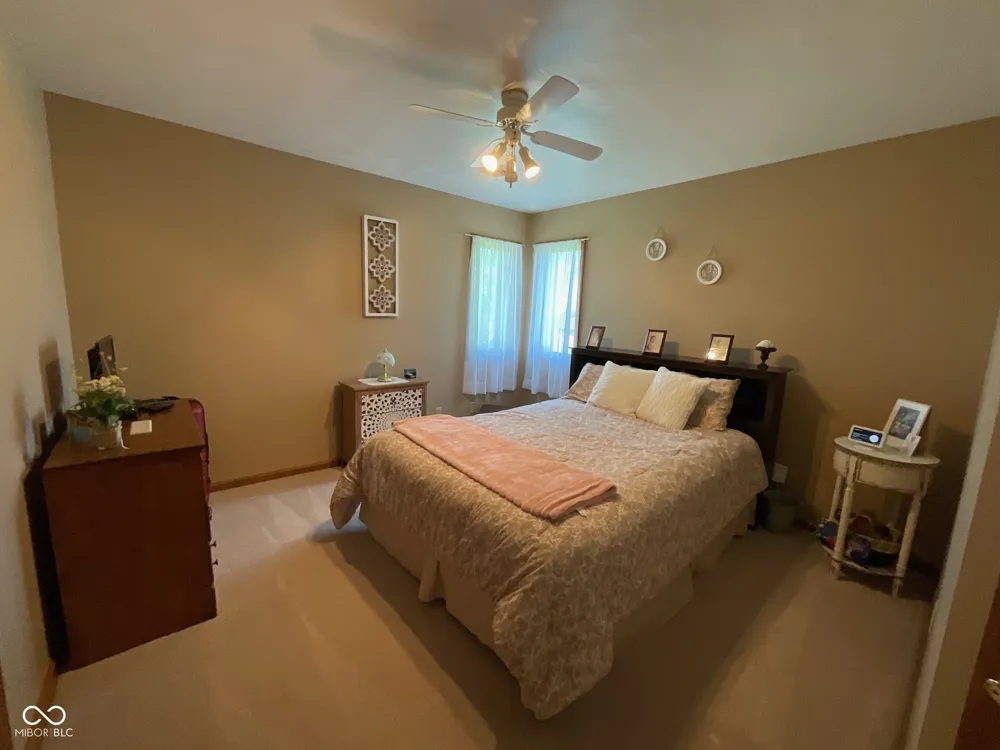 46 S Meadow Lane Rockville, IN 47872
